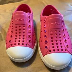 Native Jefferson Toddler size 7